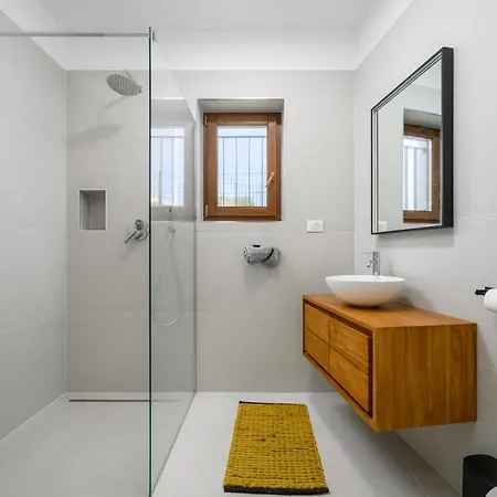 Luxury Sofia With Pool And Garage In Porec, Istria *