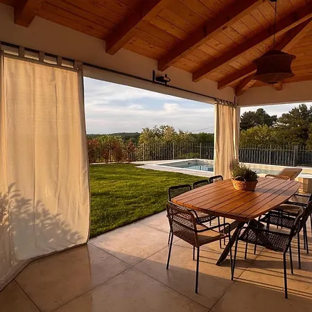 Luxury Sofia With Pool In Porec, Istria *