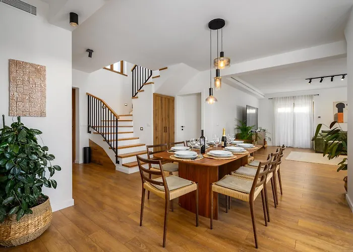 Villa Luxury Sofia With Pool And Garage In Porec, Istria *