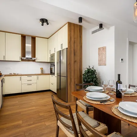 Luxury Sofia With Pool And Garage In Porec, Istria * Dracevac