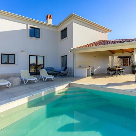 Luxury Sofia With Pool In Porec, Istria * Dracevac