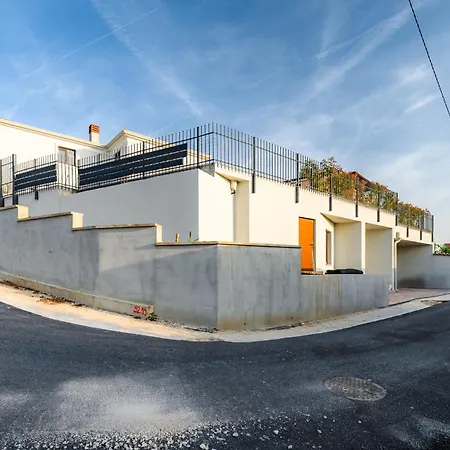 Luxury Sofia With Pool And Garage In Porec, Istria * Dracevac